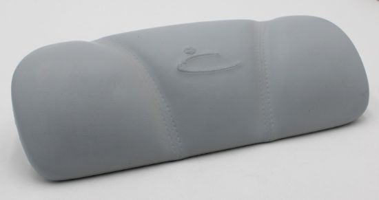 14709: Hot Tub pillow, LNGR, ULG STCH